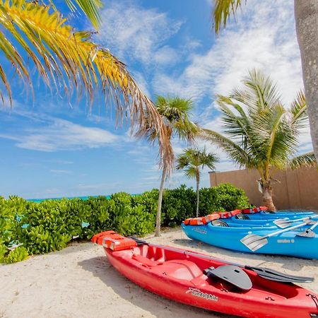 Golden Pelican Villa- 5 Bdr Beachfront Home In North Caicos, Turks & Caicos Whitby Exterior foto