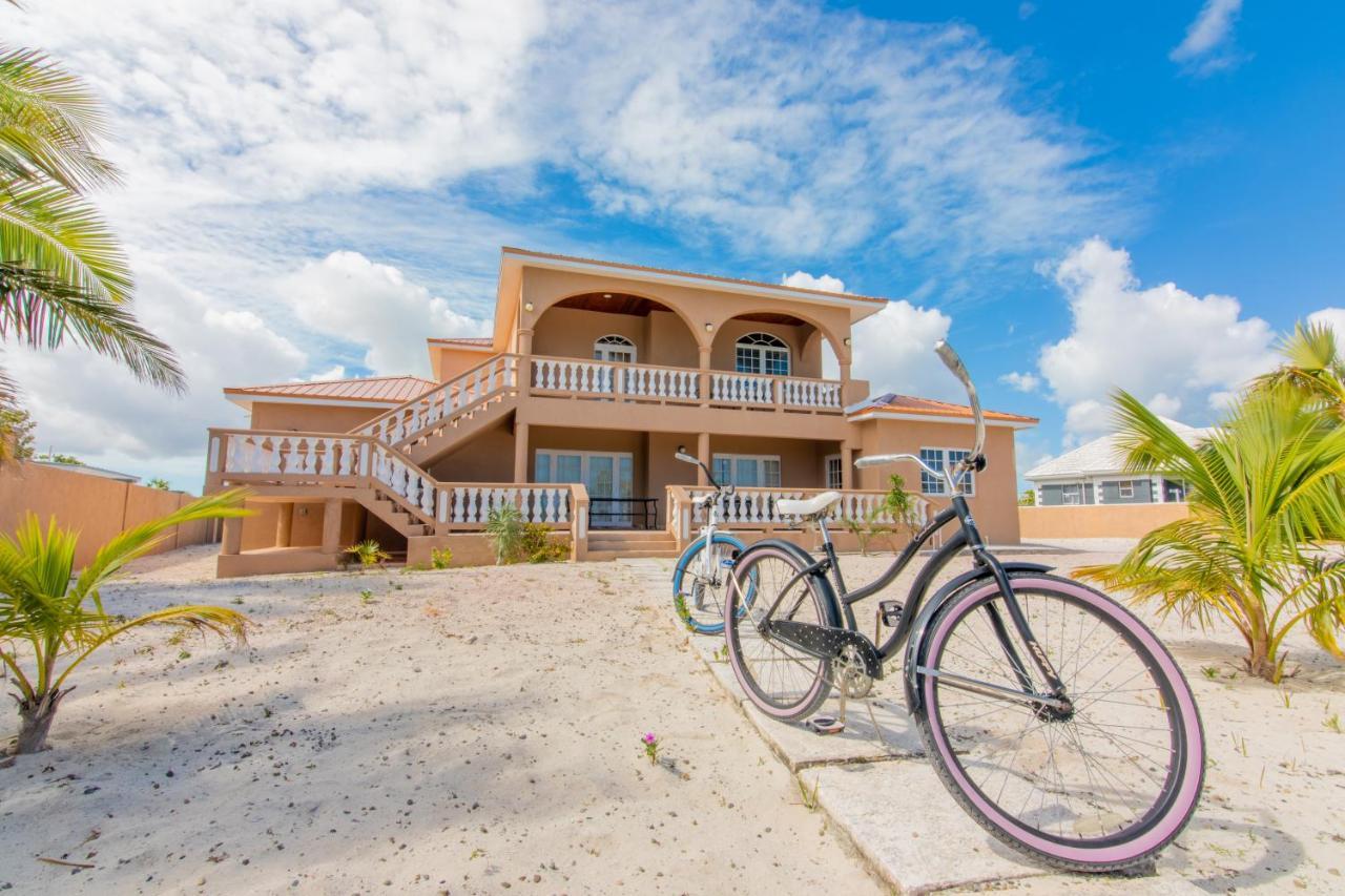 Golden Pelican Villa- 5 Bdr Beachfront Home In North Caicos, Turks & Caicos Whitby Exterior foto